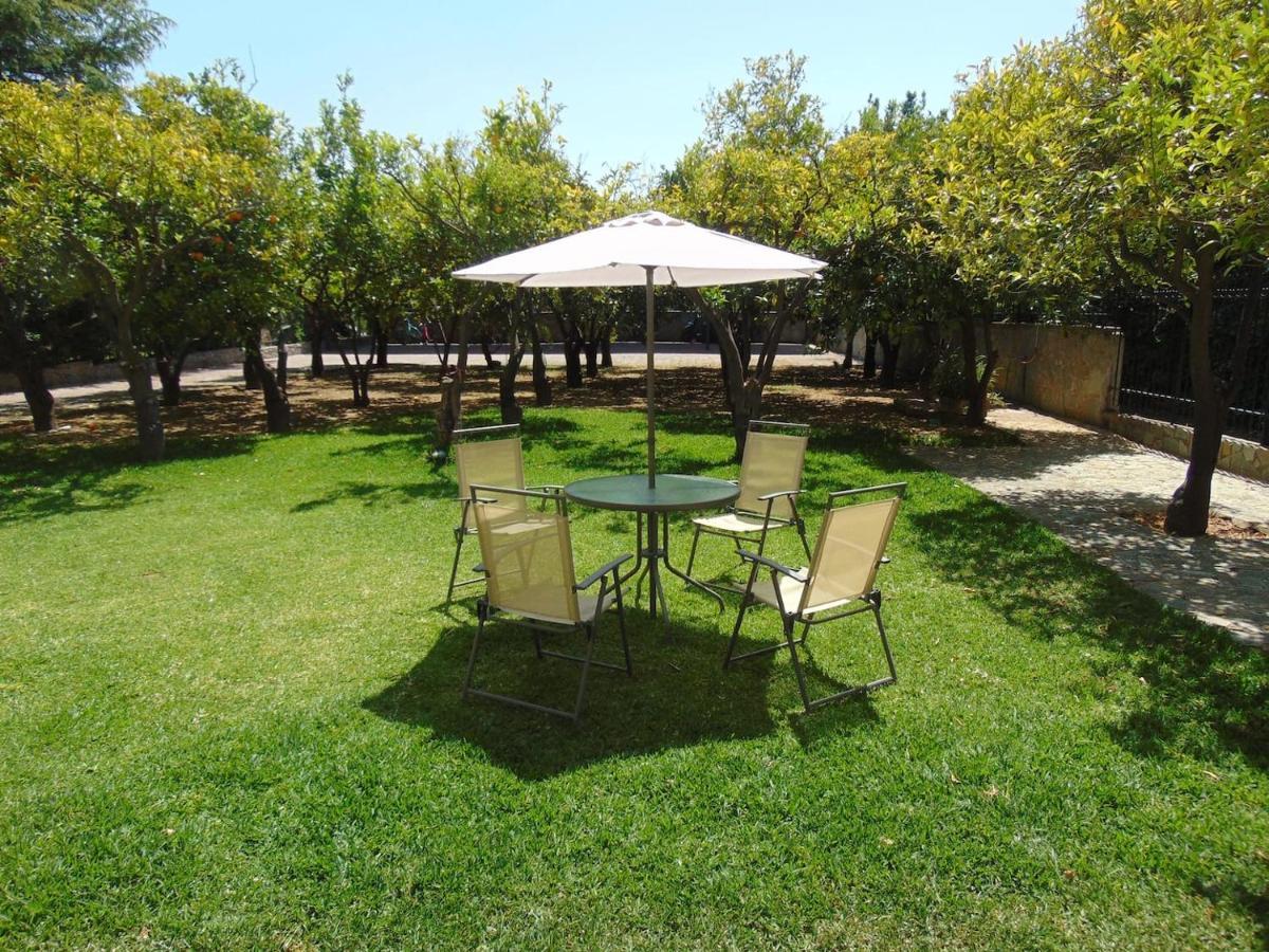 Small Theater Apartment Epidaurus Exterior foto